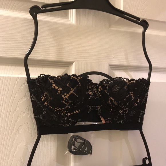 ๐Victoria Secret Dream Angles Lined MultiWay Bra - Picture 3 of 8